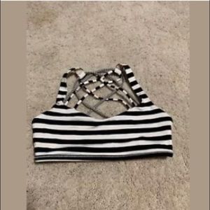 Lululemon apex free to be wild bra